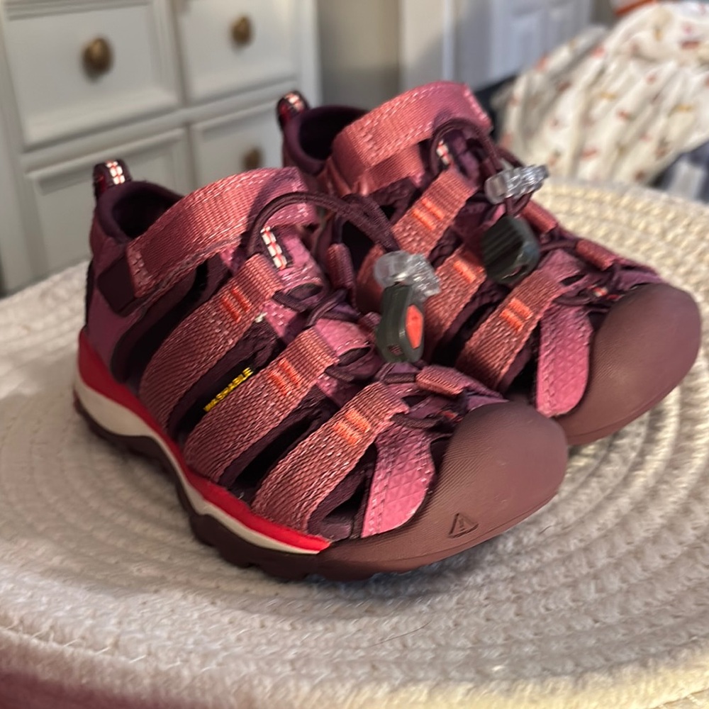 Keen Kids' Vibrant Sandals